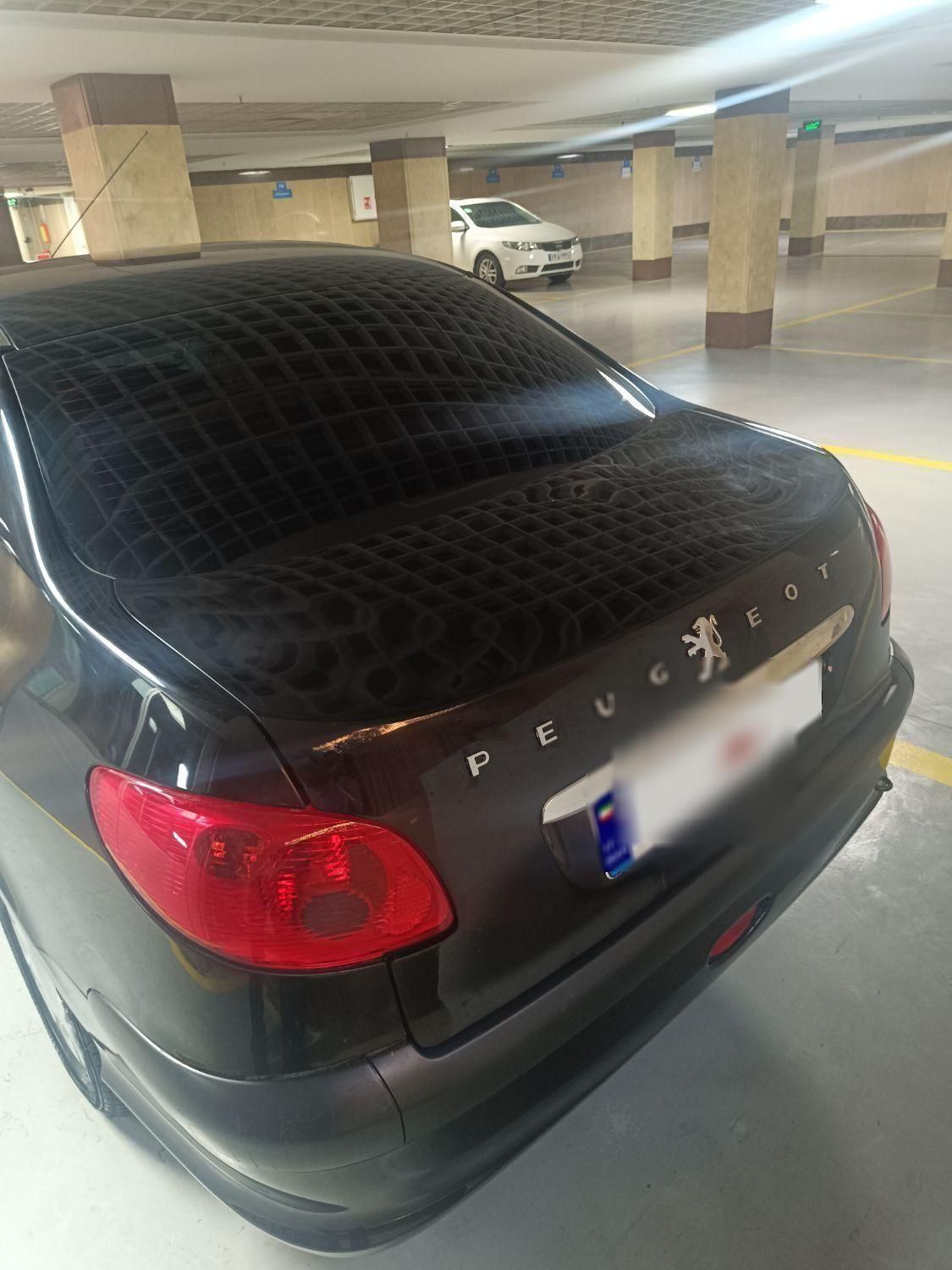 پژو ۲۰۶ صندوق دار v8 - 1385
