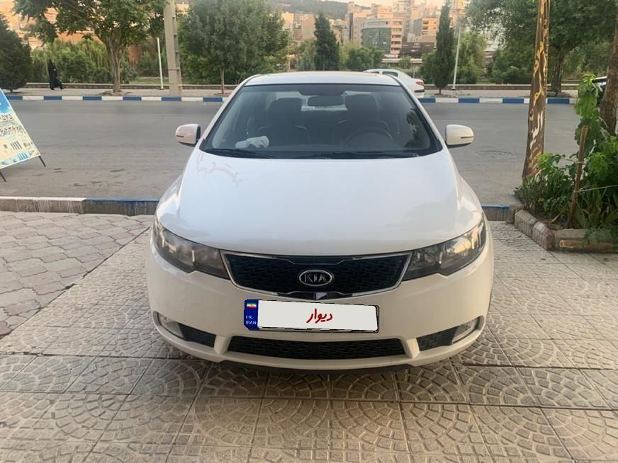 خودرو کیا، سراتو مونتاژ آگهی ann_19410719