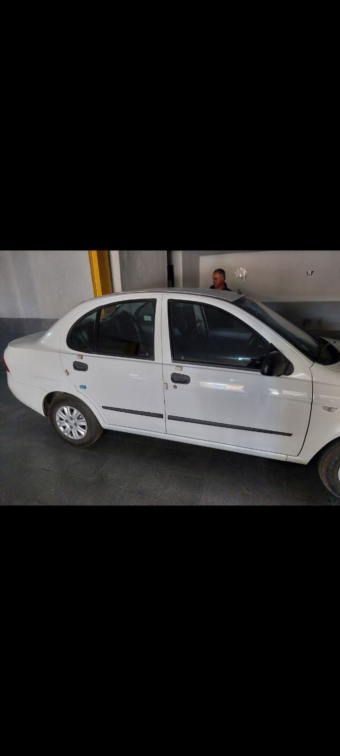 تیبا صندوق دار SX - 1398