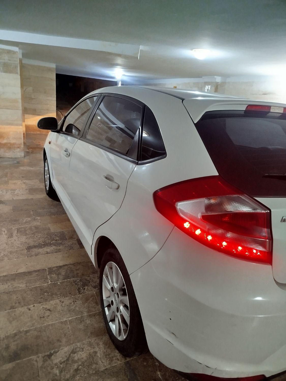 ام وی ام 315 هاچ بک ساده دنده ای - 1394