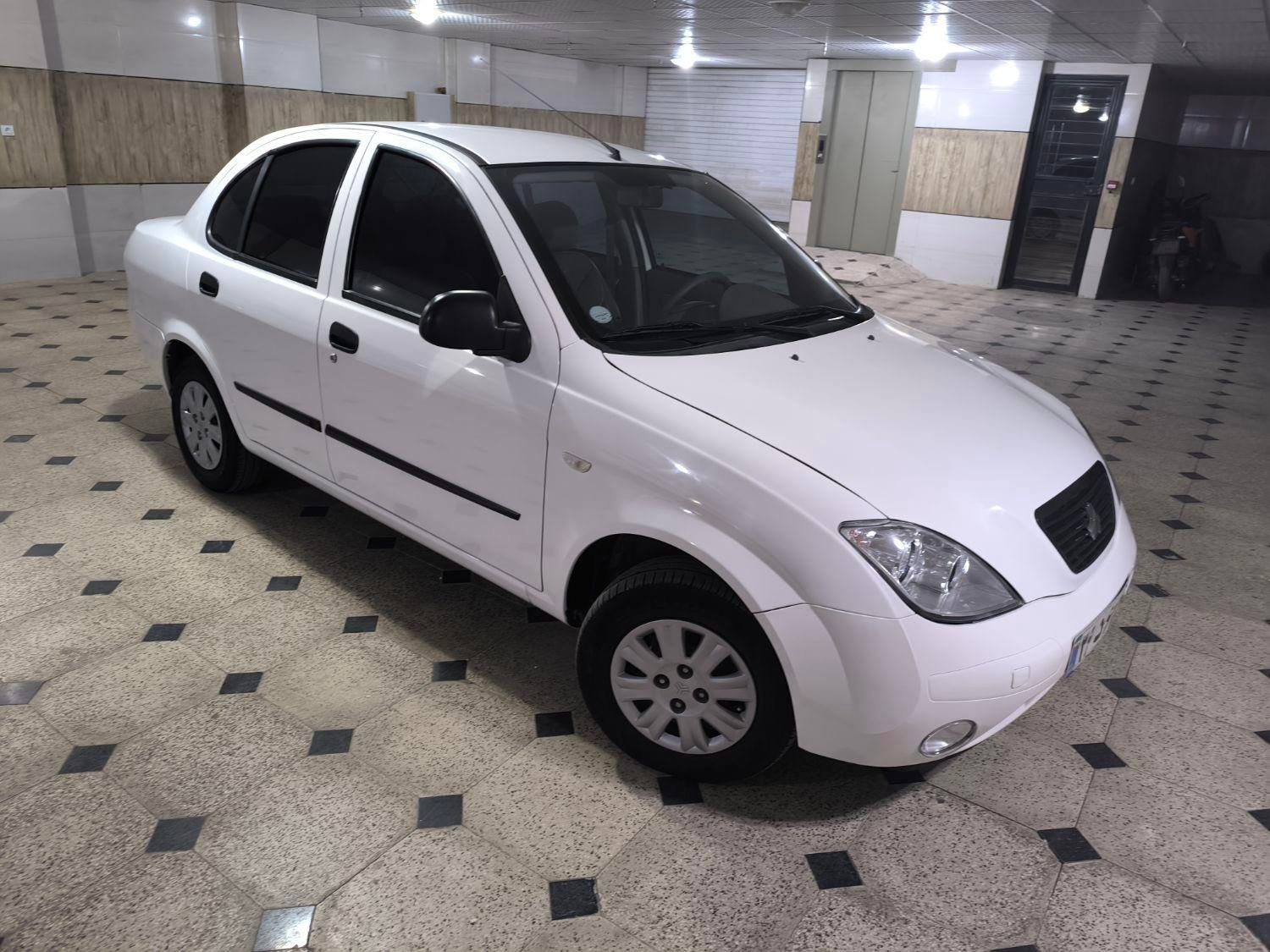 تیبا صندوق دار SX - 1400