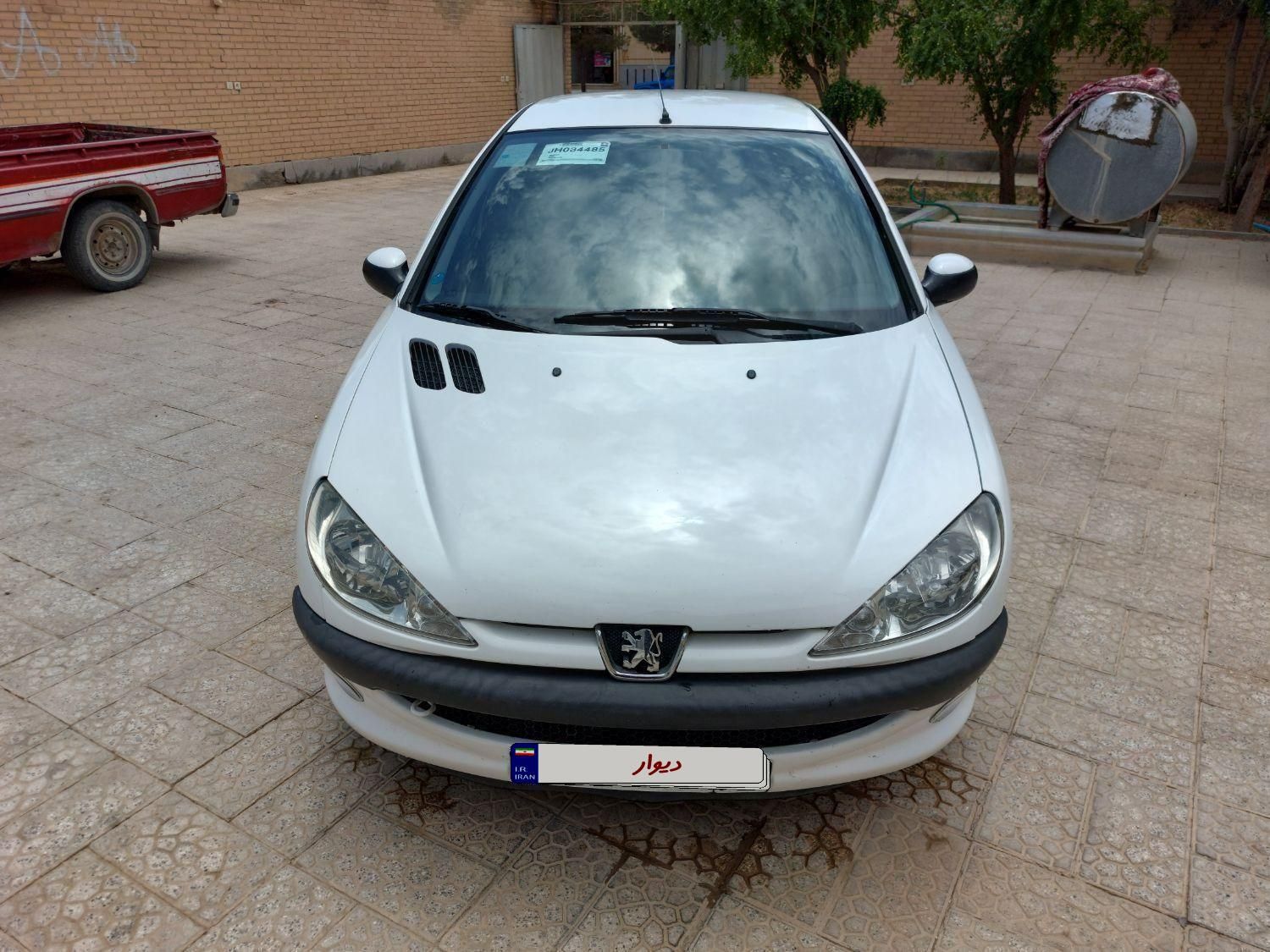 پژو ۲۰۶ صندوق دار v8 - 1395