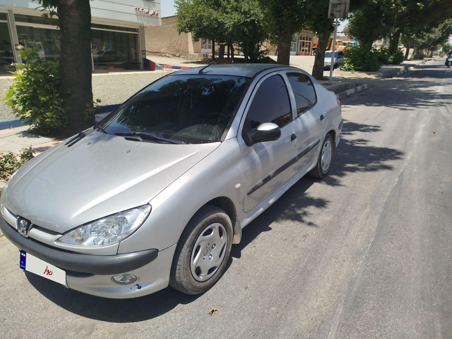 پژو ۲۰۶ صندوق دار v8 - 1386
