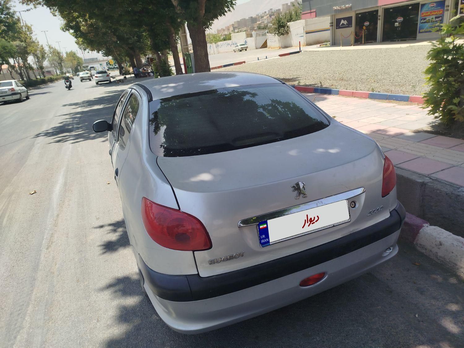 پژو ۲۰۶ صندوق دار v8 - 1386