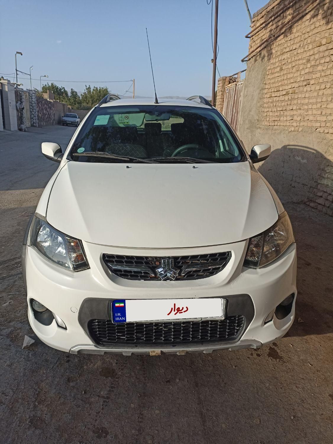 خودرو کوییک، معمولی آگهی ann_19411272