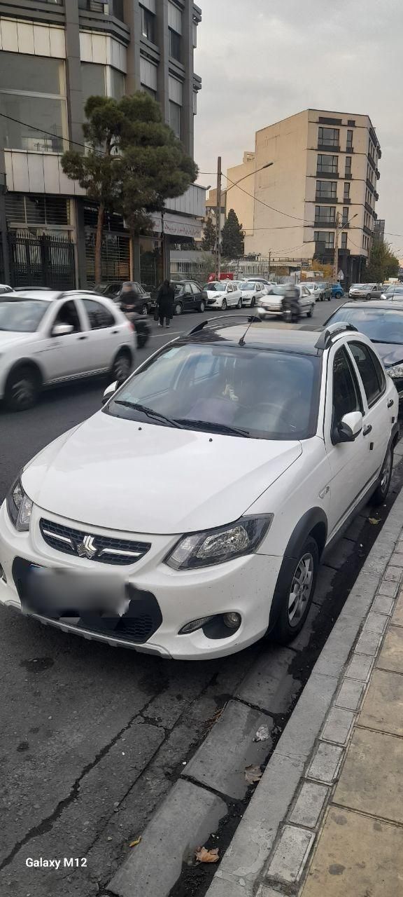 خودرو کوییک، R آگهی ann_19411393