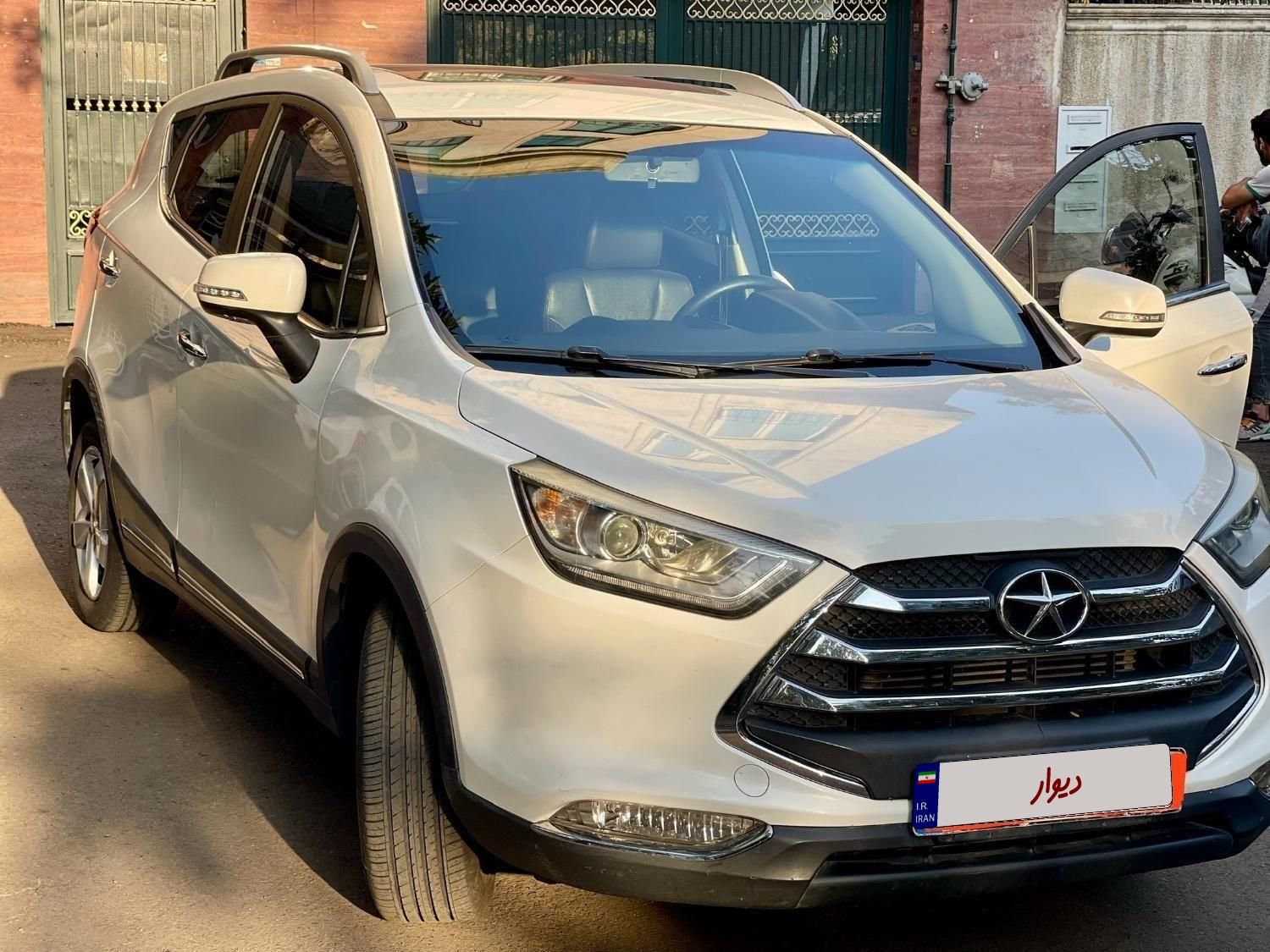 جک S3 اتوماتیک - 1397