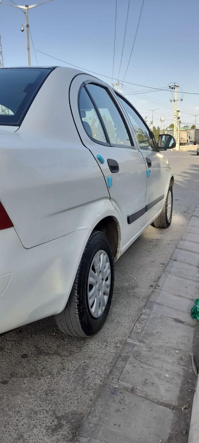 تیبا صندوق دار SX - 1394