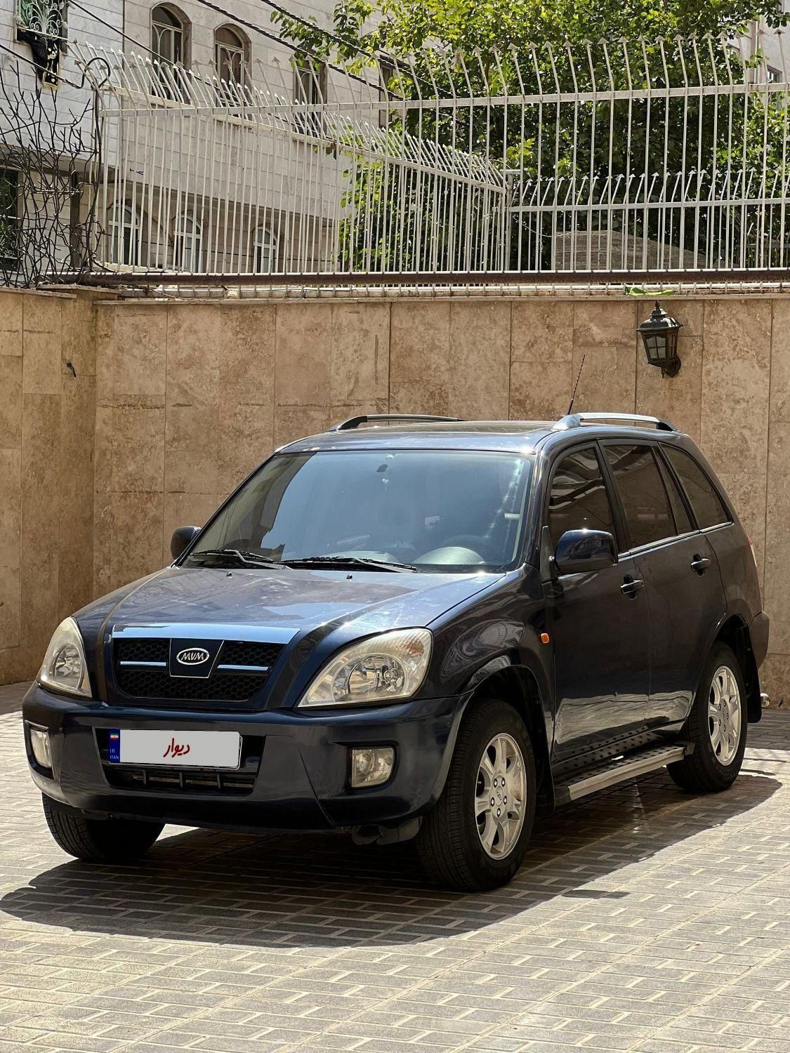 ام وی ام X33 دنده‌ای ساده - 1391