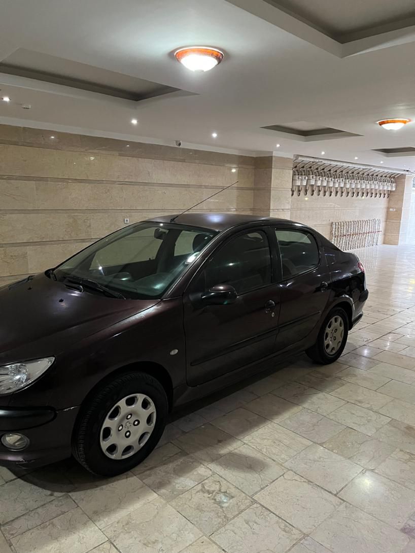پژو ۲۰۶ صندوق دار v8 - 1386