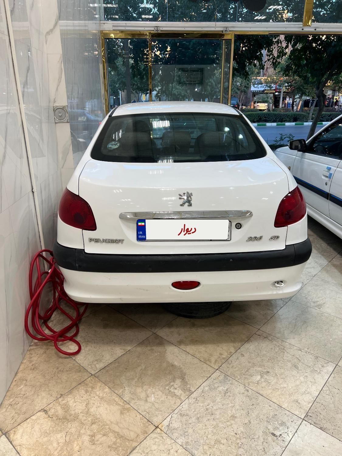 پژو ۲۰۶ صندوق دار v8 - 1398