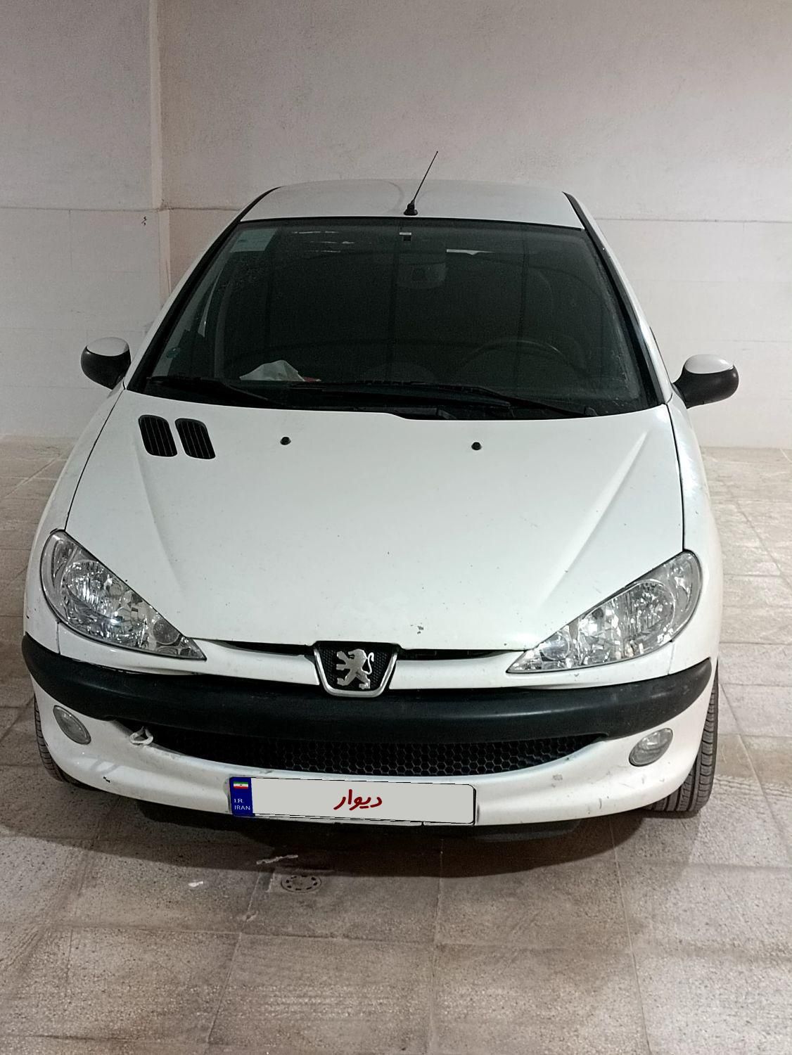 پژو ۲۰۶ صندوق دار v8 - 1396