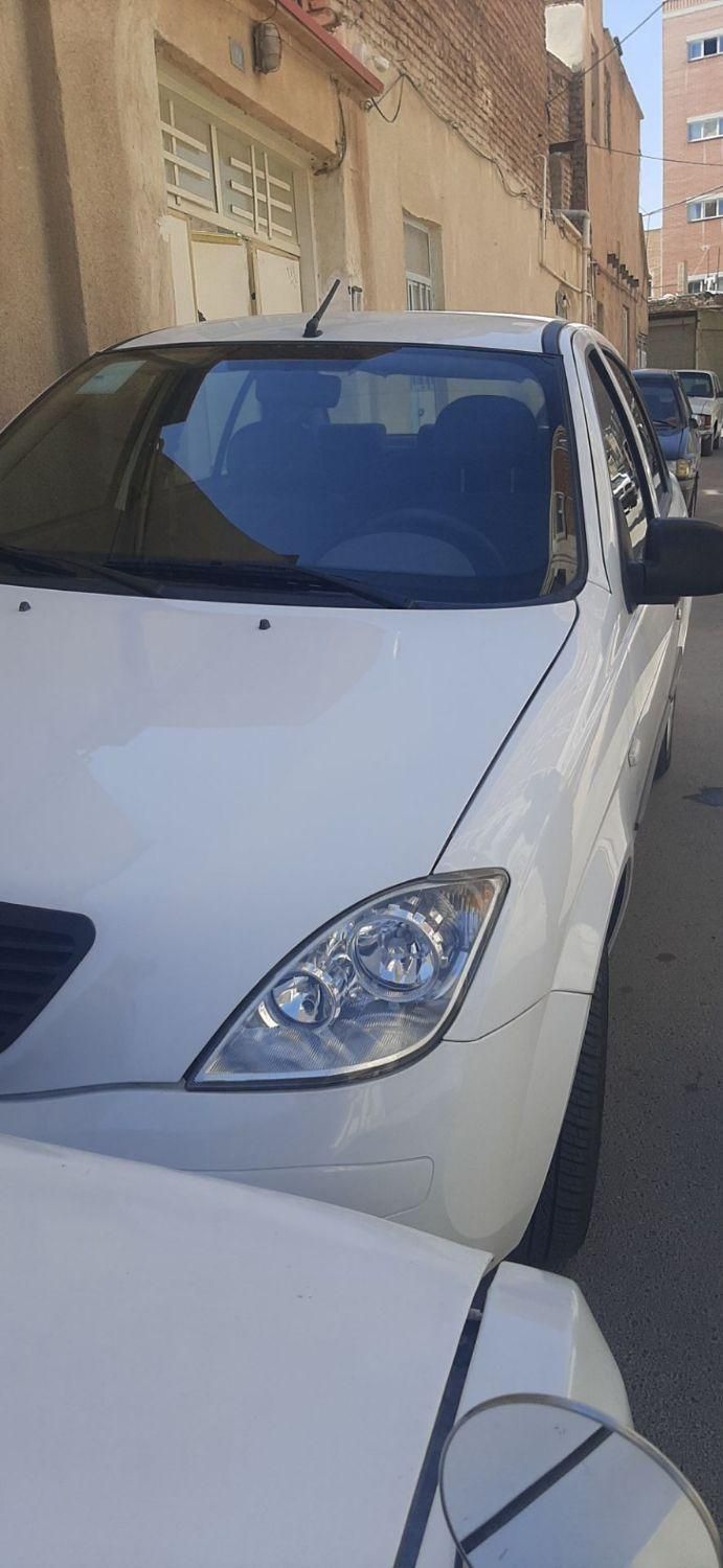 تیبا صندوق دار SX - 1400