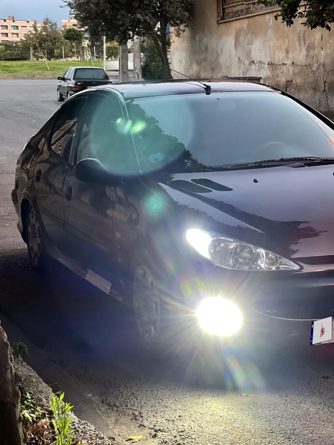 پژو ۲۰۶ صندوق دار v8 - 1391
