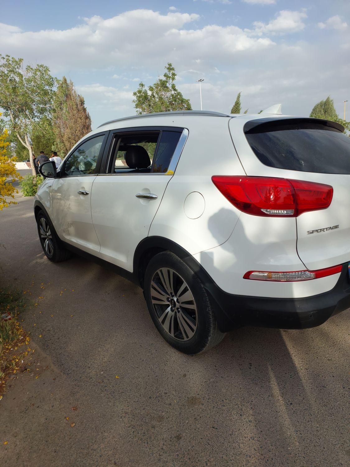 کیا اسپورتیج 4 سیلندر فول 2400cc - 2014