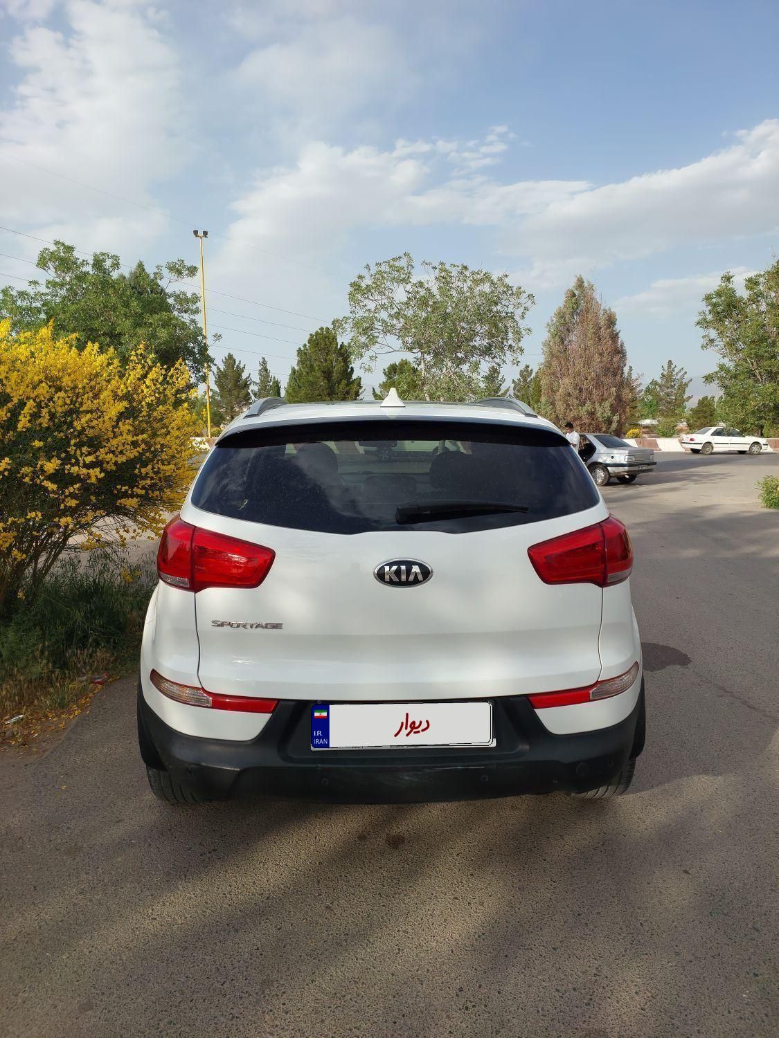 کیا اسپورتیج 4 سیلندر فول 2400cc - 2014