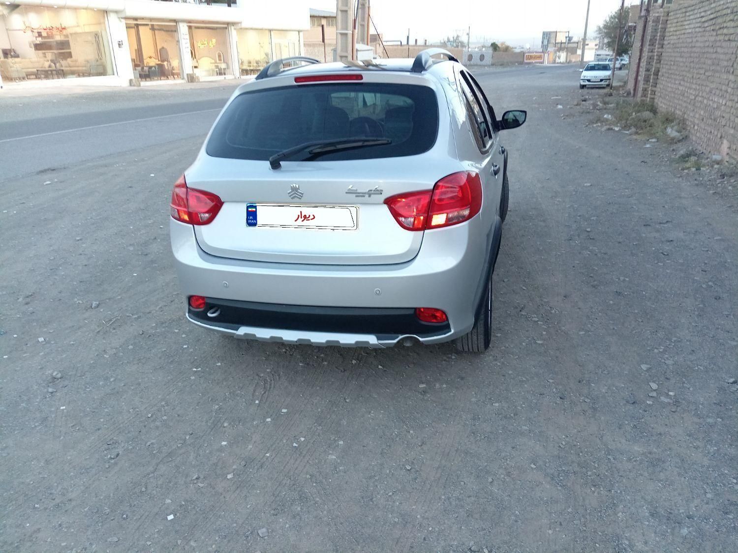 کوییک R دنده‌ای - 1401