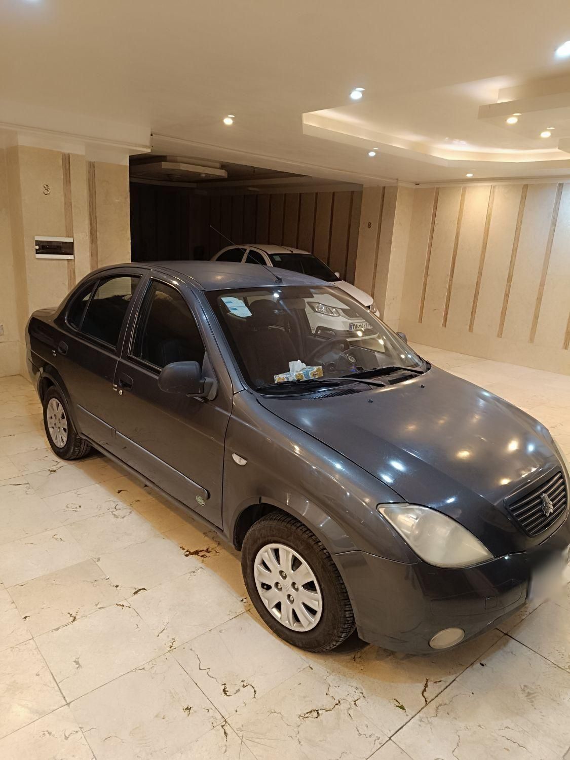 تیبا صندوق دار SX - 1394