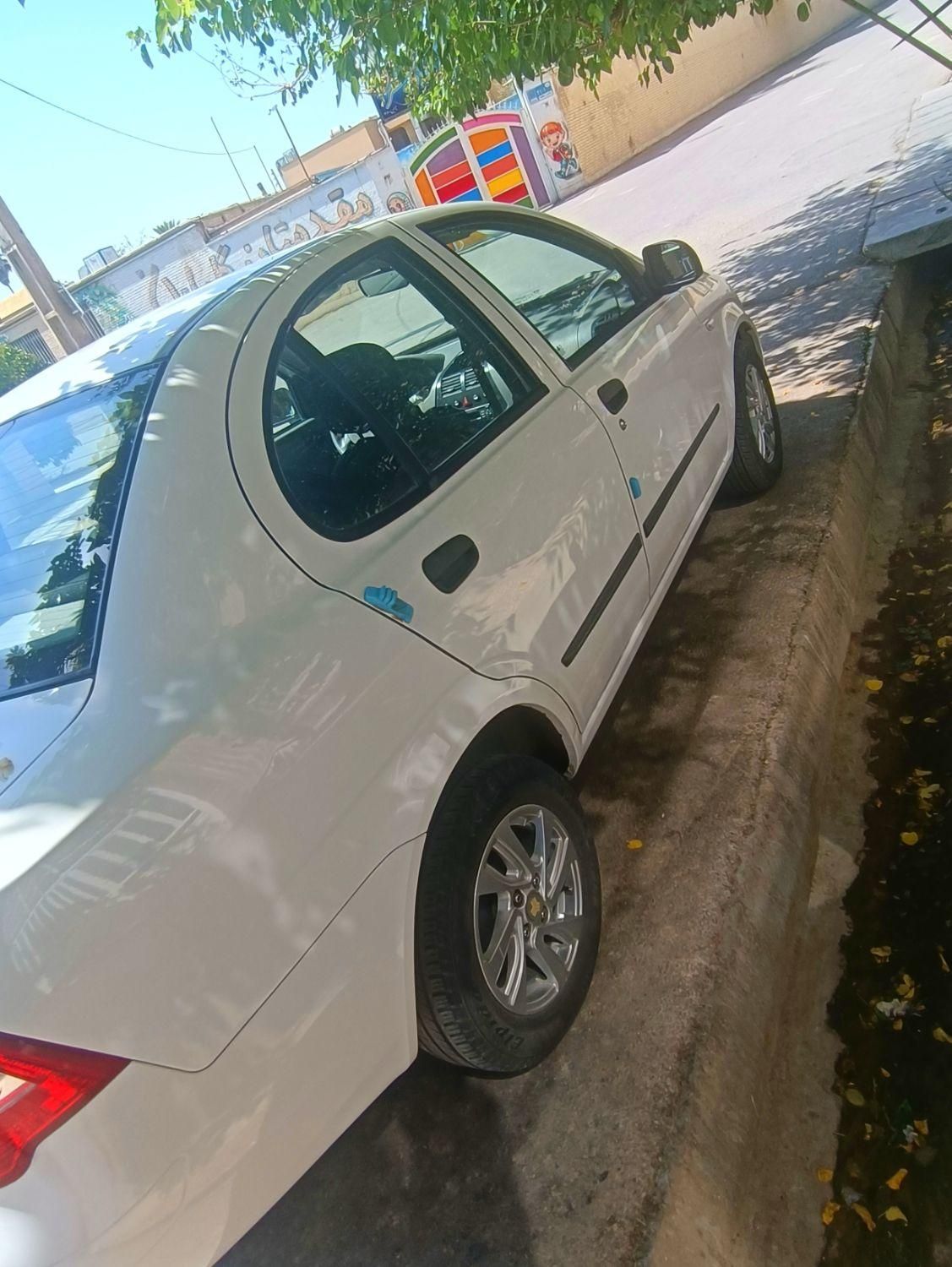 تیبا صندوق دار EX - 1395