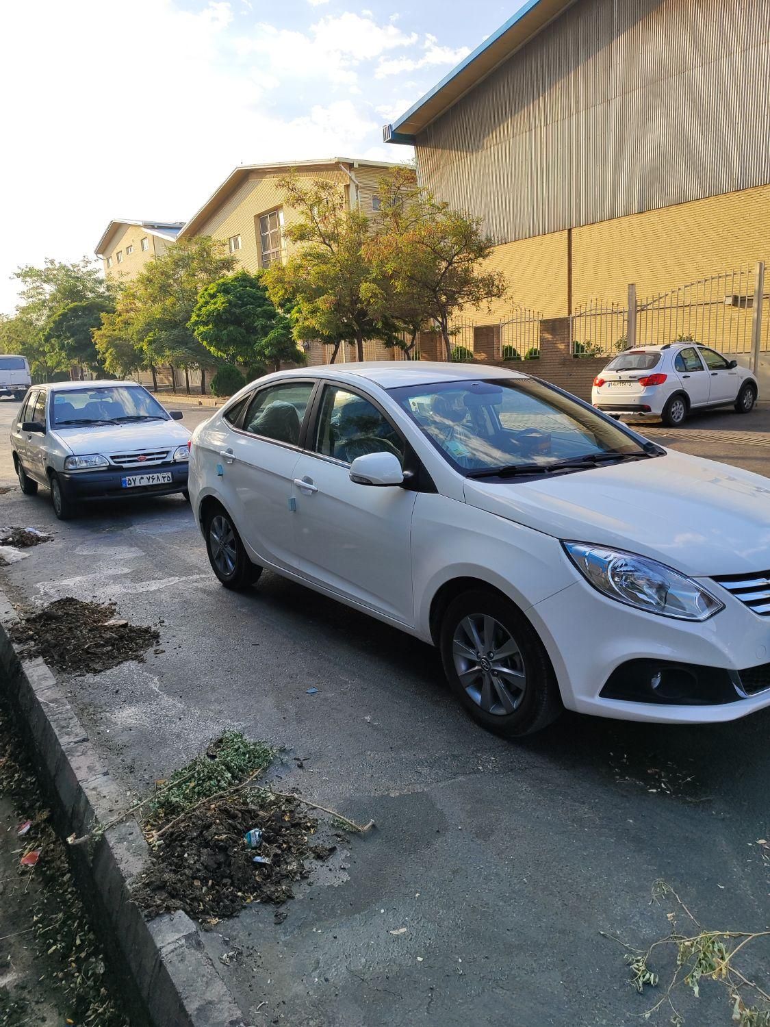 جک J4 اتوماتیک ساده - 1403