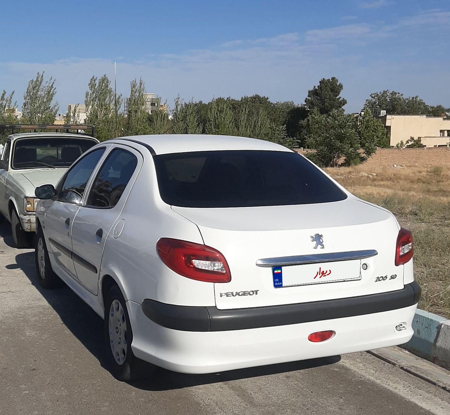 پژو ۲۰۶ صندوق دار v20 - 1390