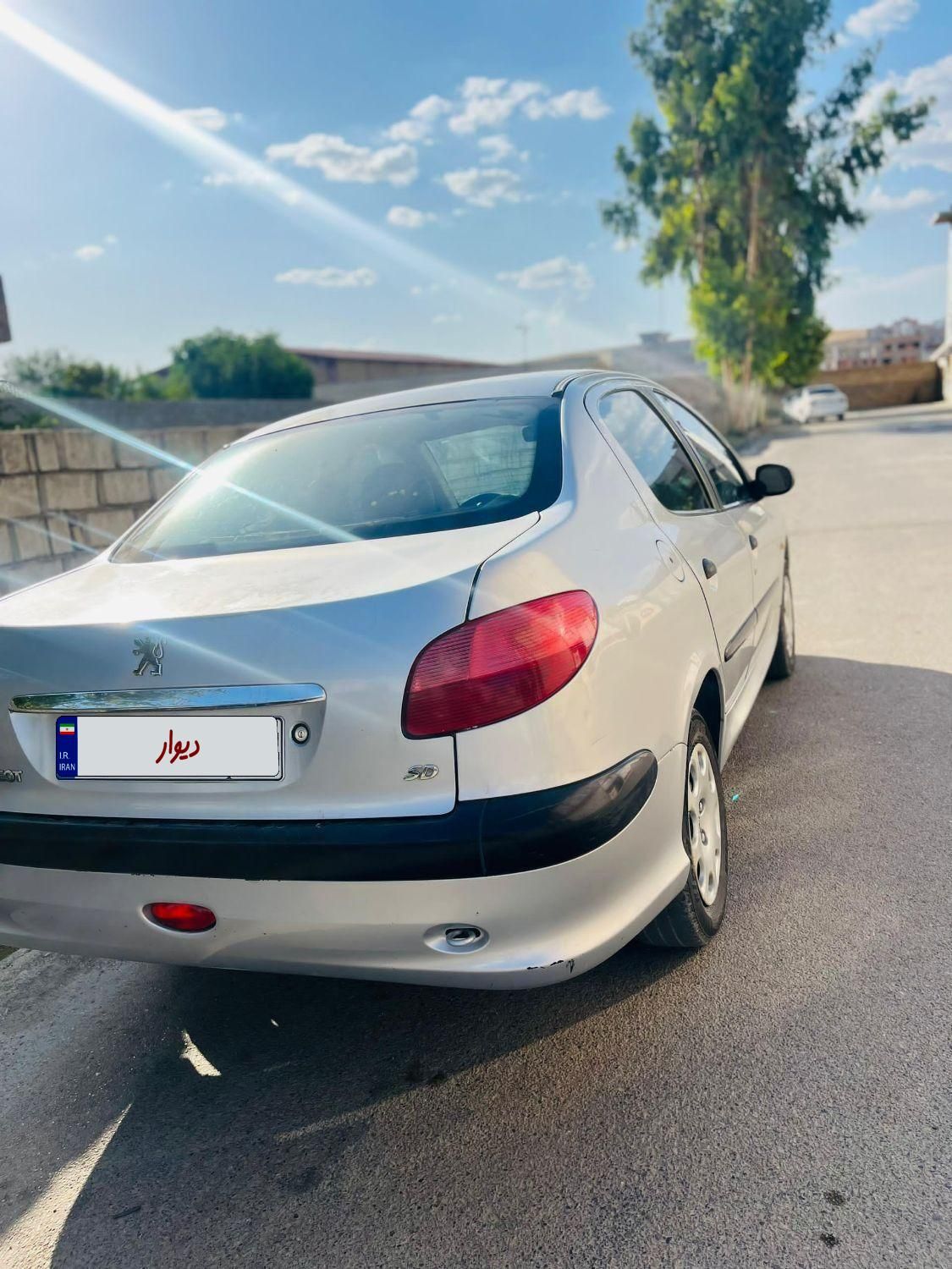 پژو ۲۰۶ صندوق دار v20 - 1386
