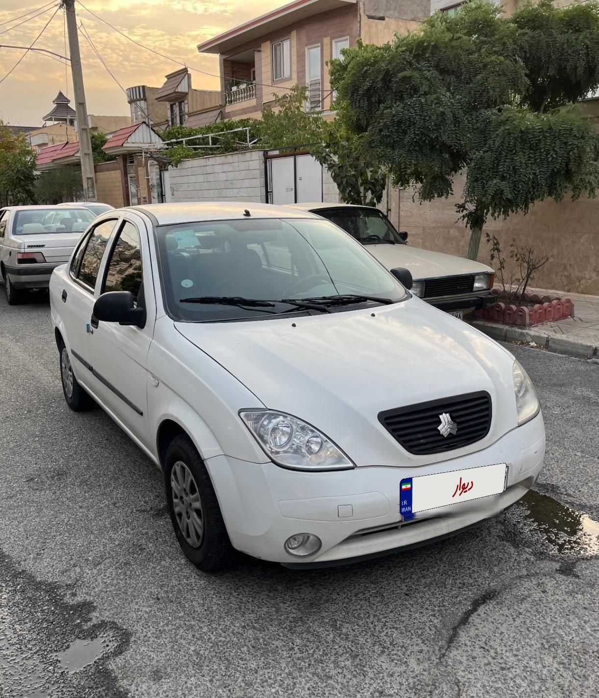 تیبا صندوق دار SX - 1400