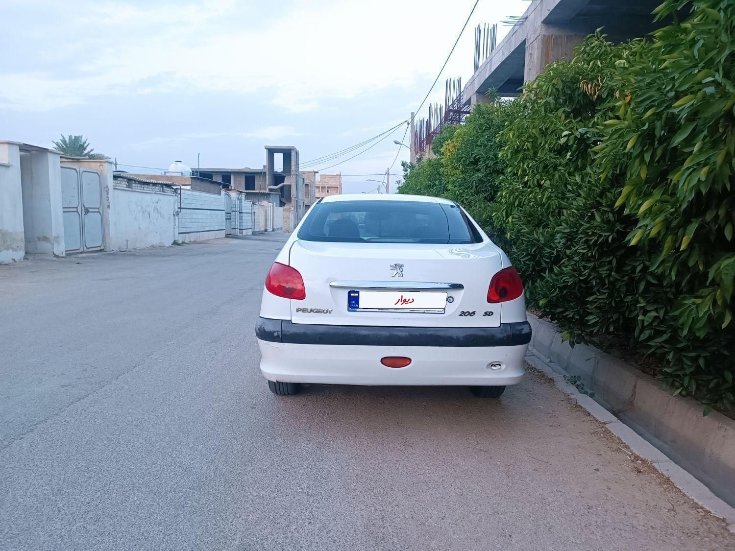 پژو ۲۰۶ صندوق دار v8 - 1395
