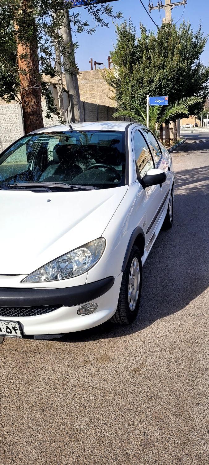 پژو ۲۰۶ صندوق دار v8 - 1398