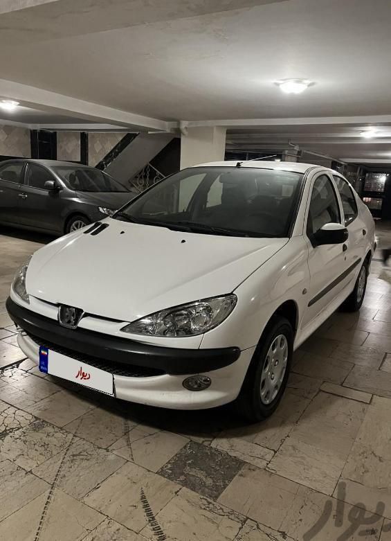 پژو ۲۰۶ صندوق دار v8 - 1390