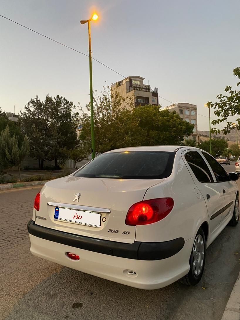 پژو ۲۰۶ صندوق دار v1 - 1388