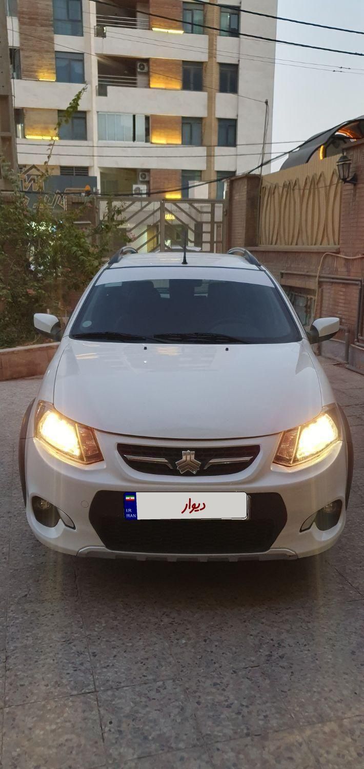 خودرو کوییک، معمولی آگهی ann_19413608