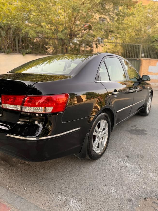 هیوندای سوناتا اتوماتیک NF 2400 - 2009