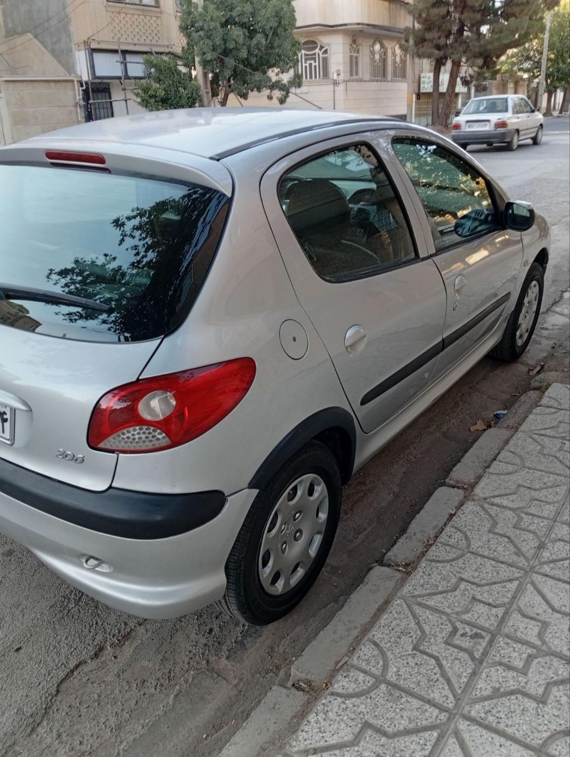 خودرو پژو، 206 آگهی ann_19413854