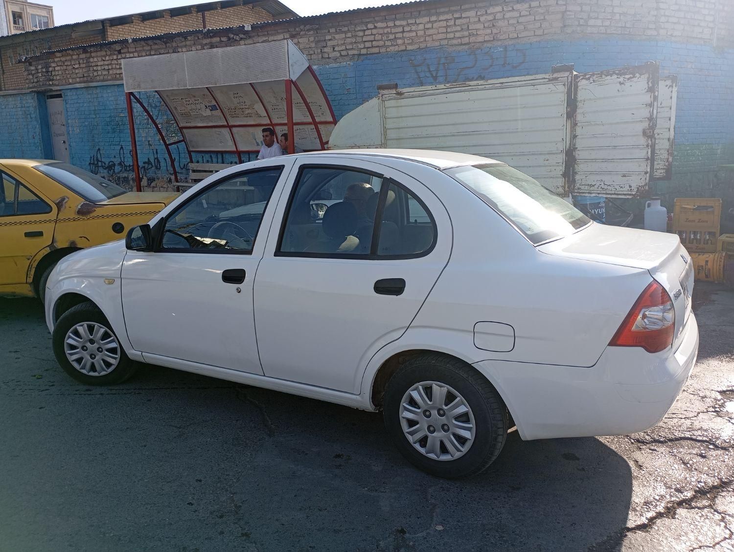 تیبا صندوق دار SX - 1400