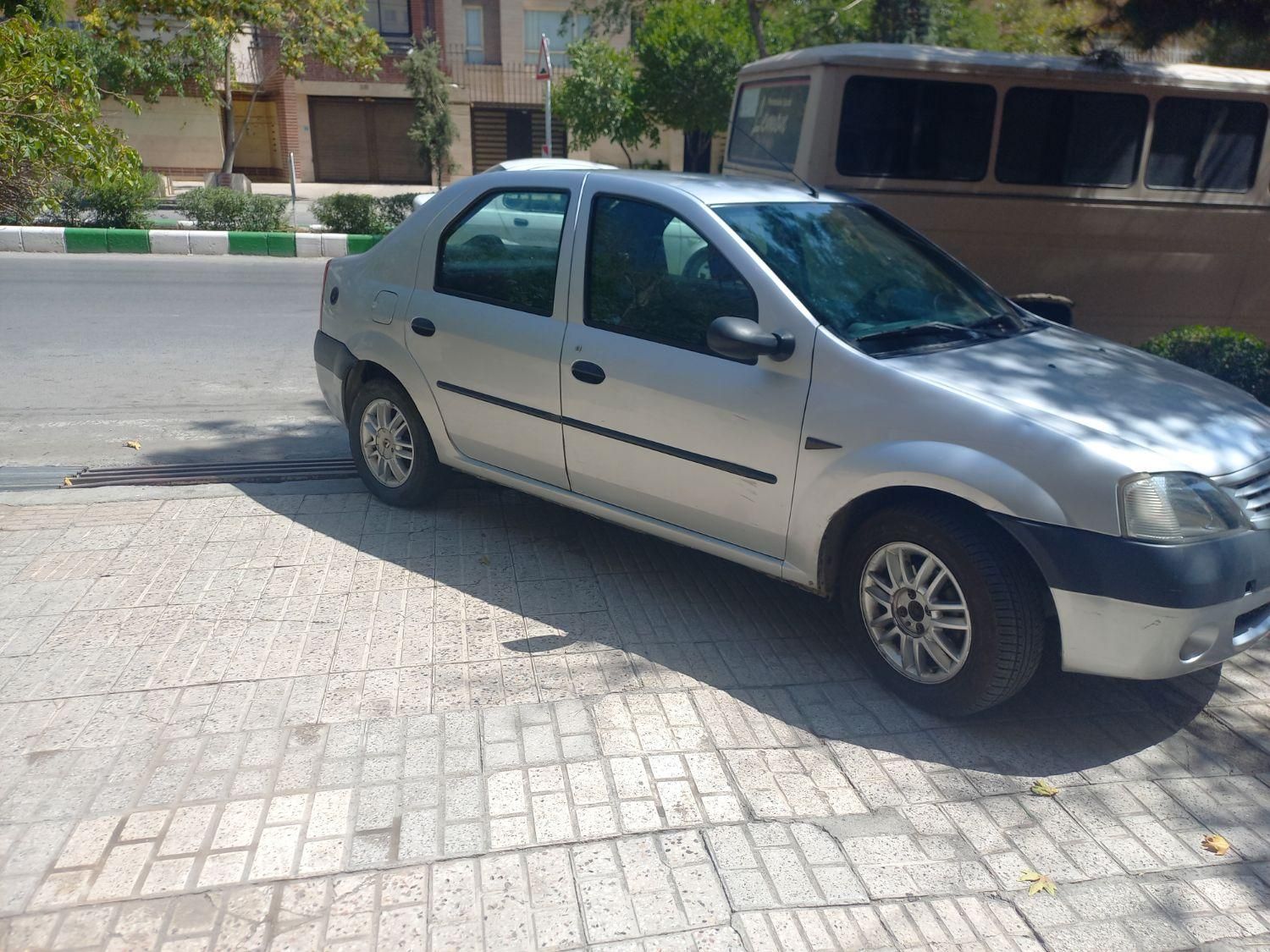رنو تندر 90 E1 - 1388