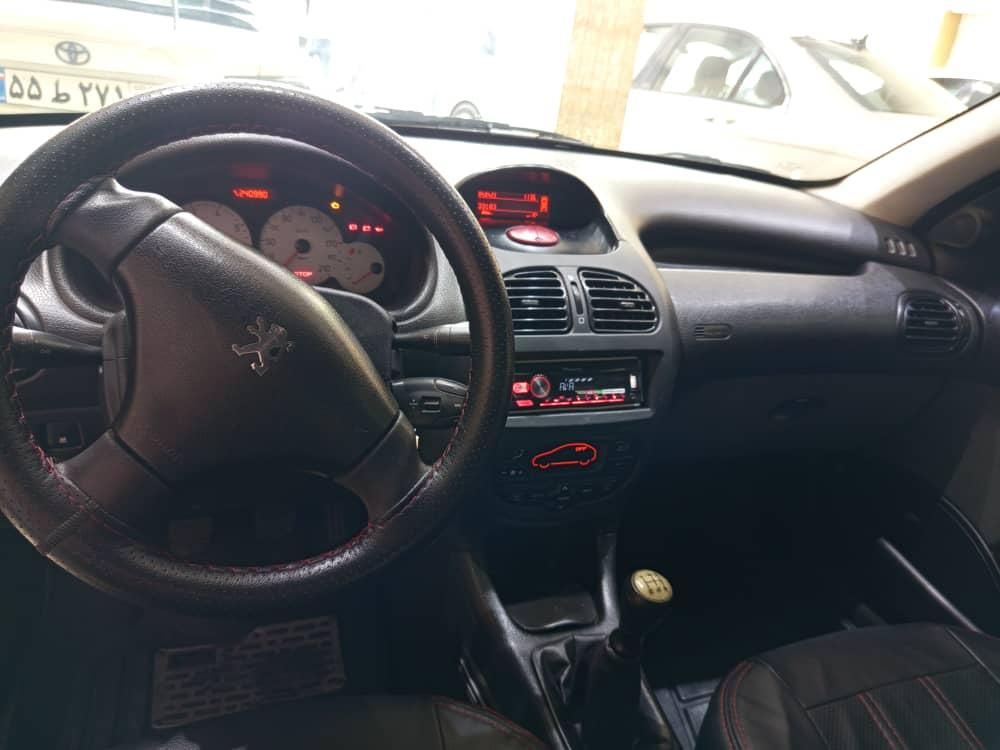 پژو ۲۰۶ صندوق دار v8 - 1394