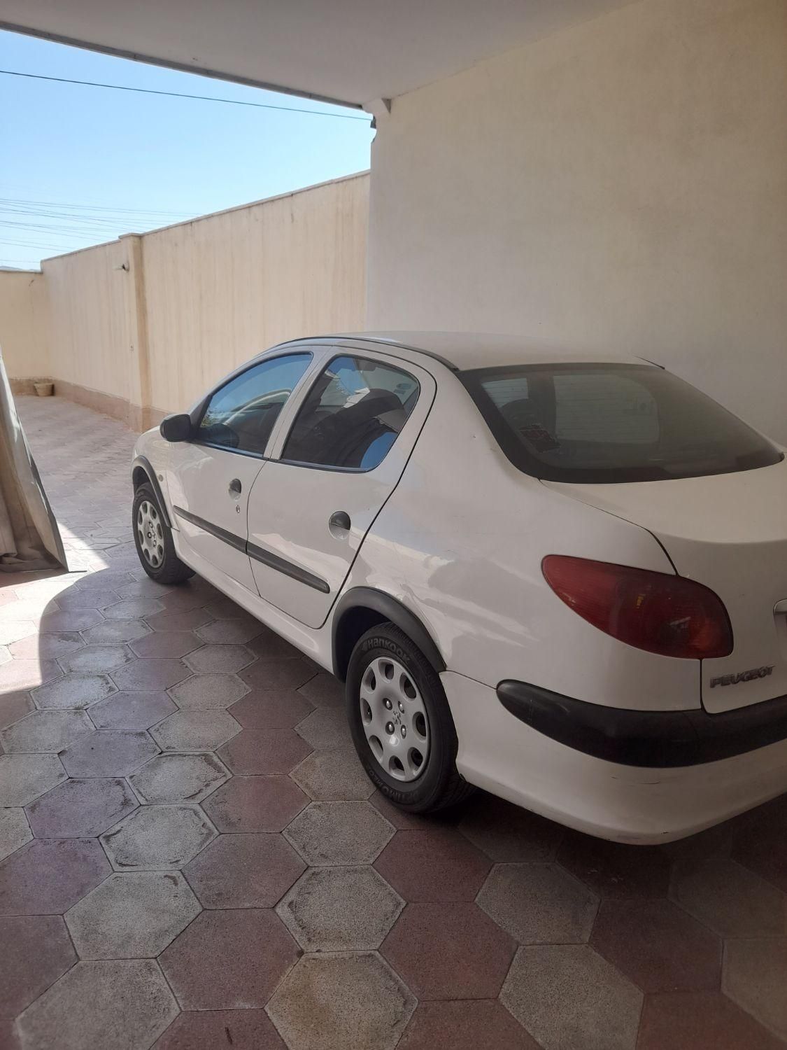 پژو ۲۰۶ صندوق دار v20 - 1390