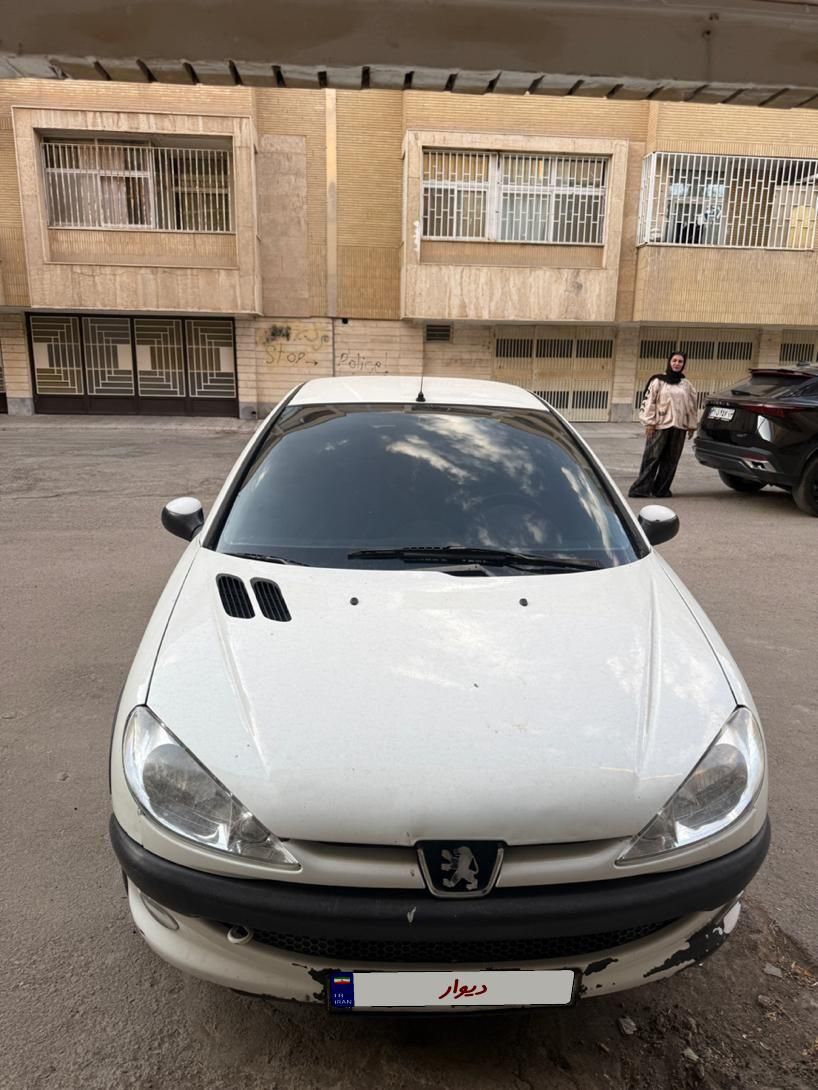 پژو ۲۰۶ صندوق دار v20 - 1388