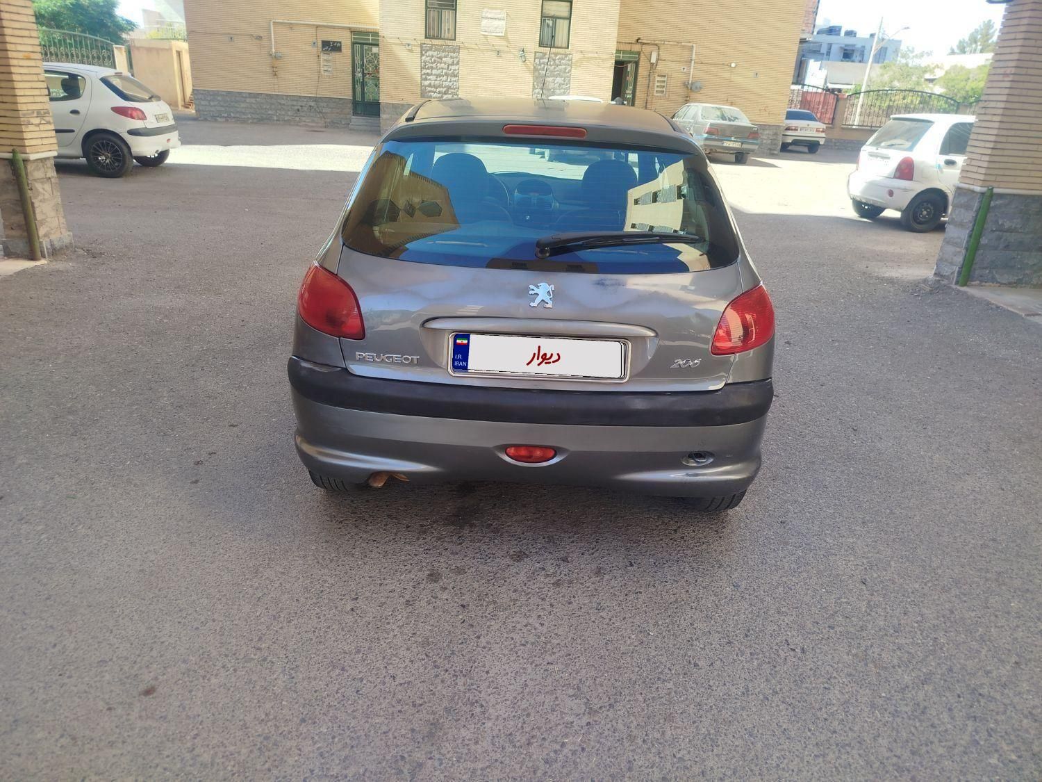 پژو 206 تیپ 2 - 1385