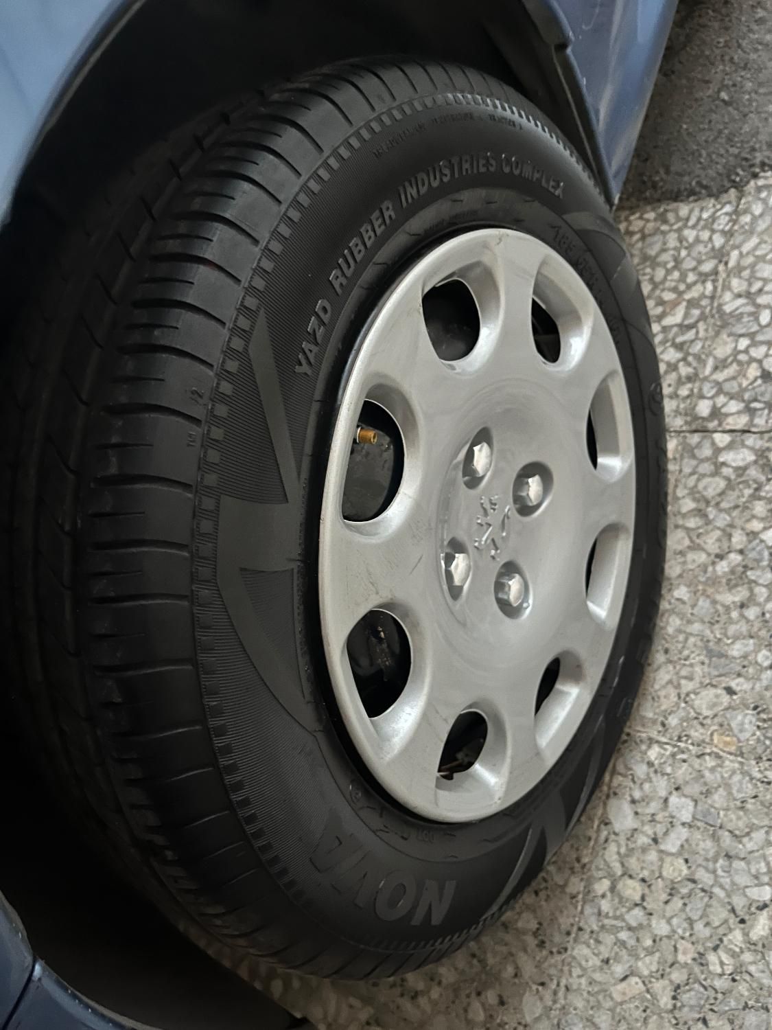 پژو ۲۰۶ صندوق دار v8 - 1395