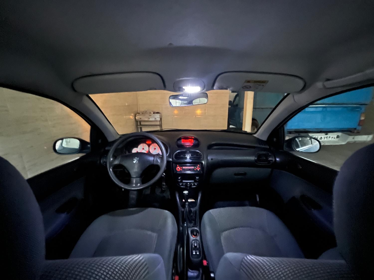 پژو ۲۰۶ صندوق دار v8 - 1395