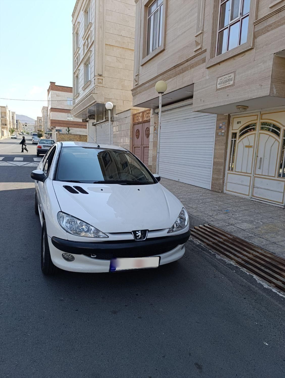 خودرو پژو، ۲۰۶ صندوق دار آگهی ann_19415876