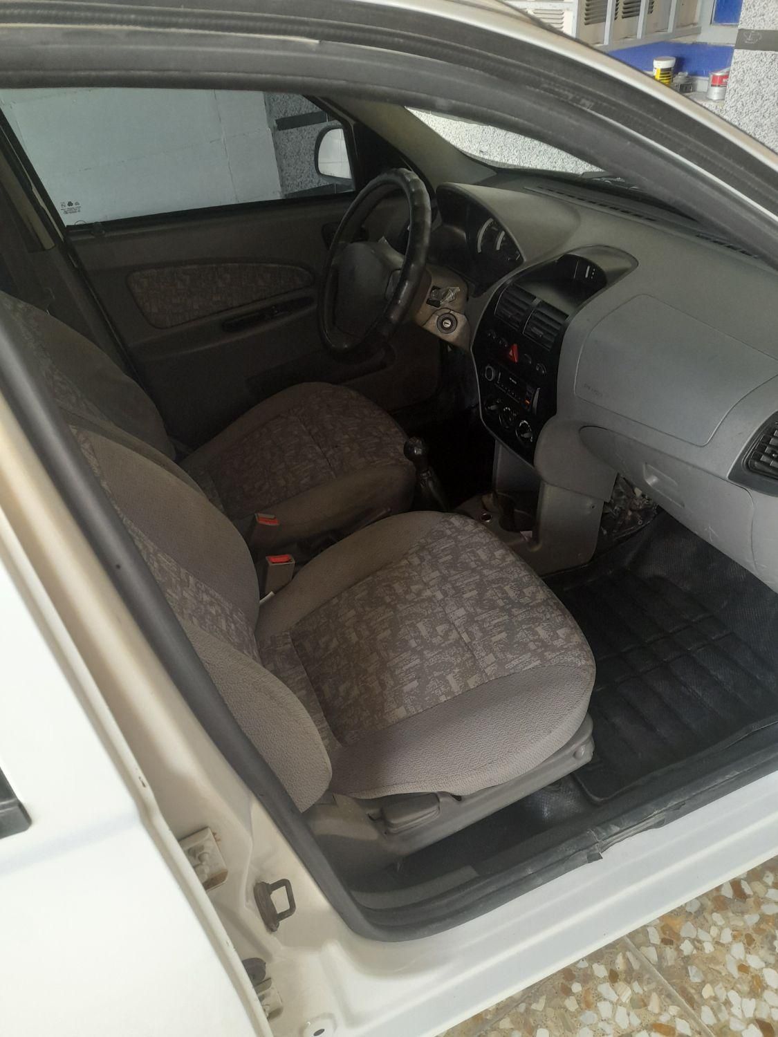 تیبا صندوق دار SX - 1395