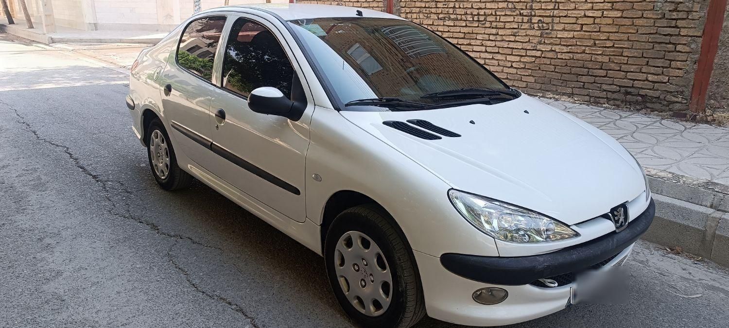 پژو ۲۰۶ صندوق دار v8 - 1399