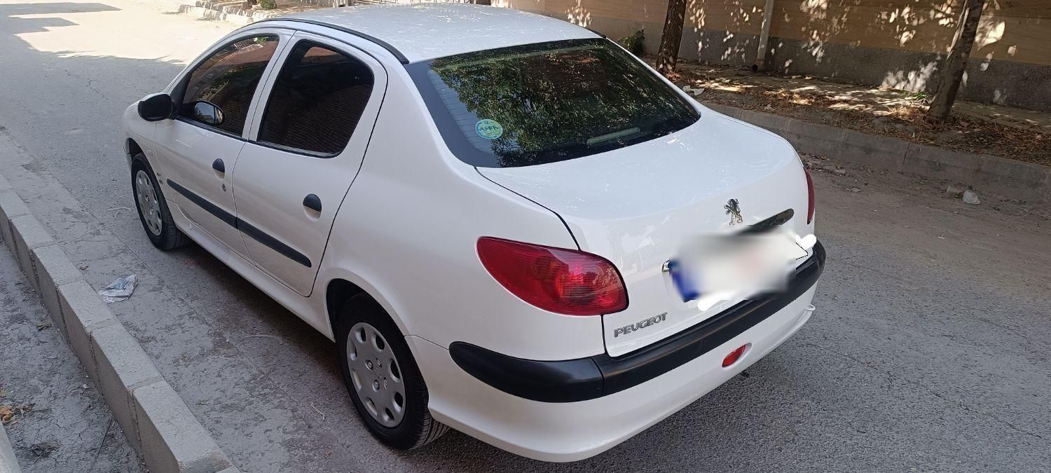 پژو ۲۰۶ صندوق دار v8 - 1399