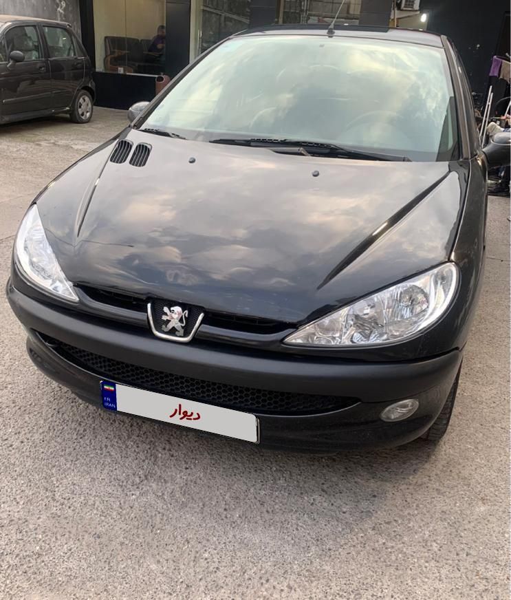 پژو ۲۰۶ صندوق دار v8 - 1394