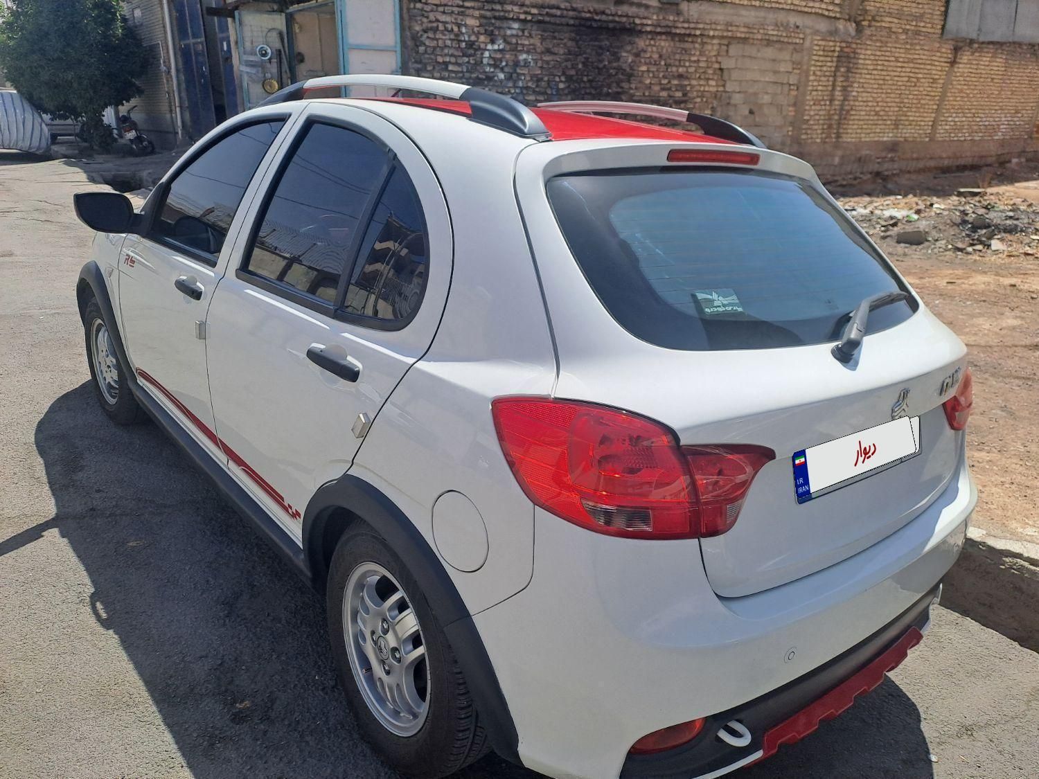 کوییک R دنده‌ای - 1399