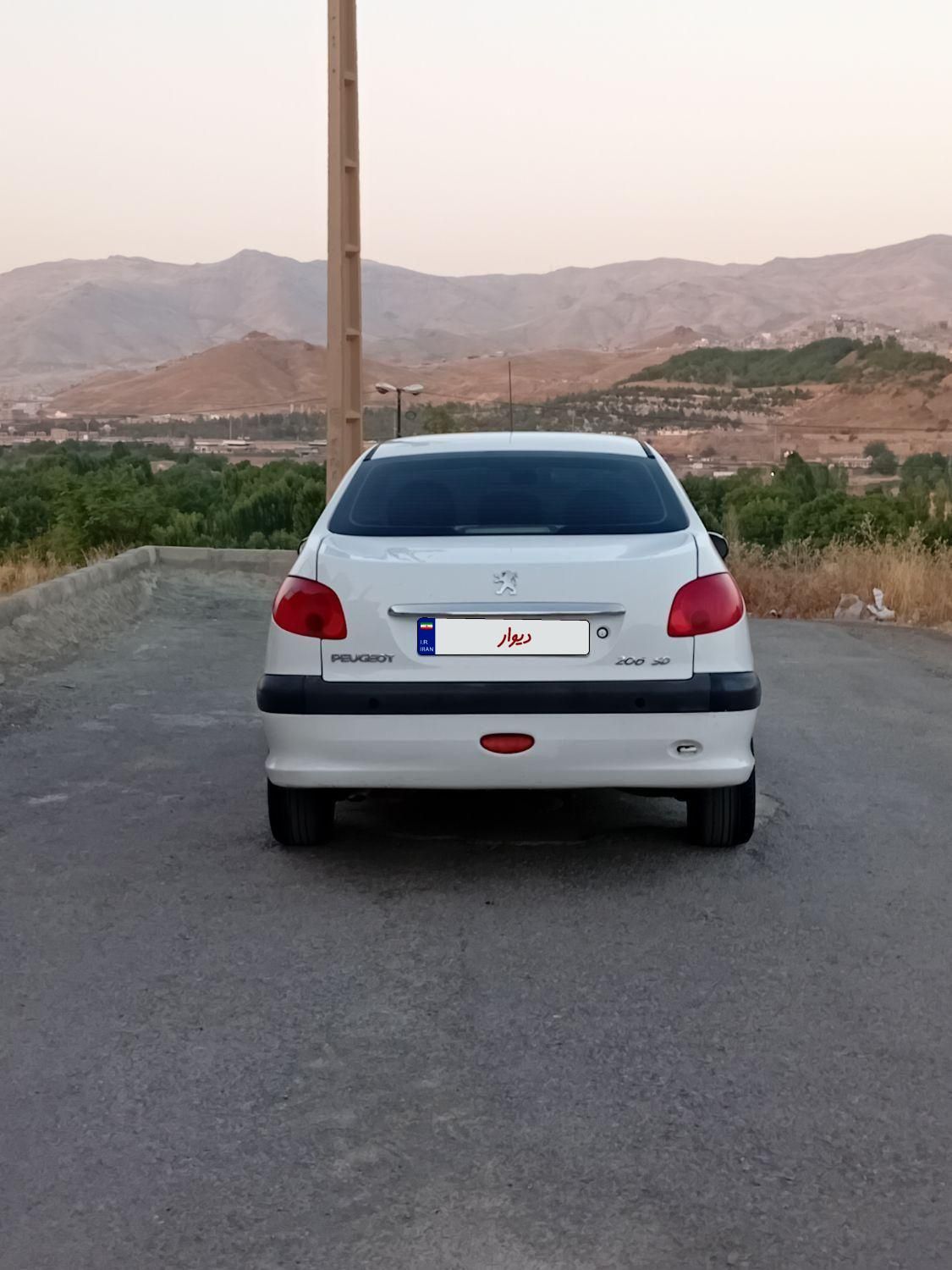 پژو ۲۰۶ صندوق دار v8 - 1395