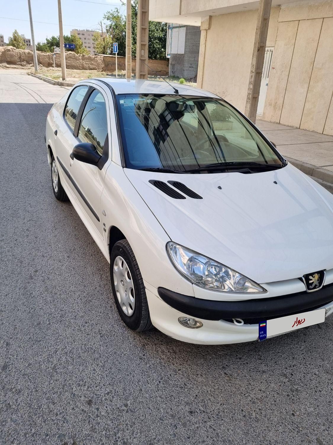 پژو ۲۰۶ صندوق دار v20 - 1389